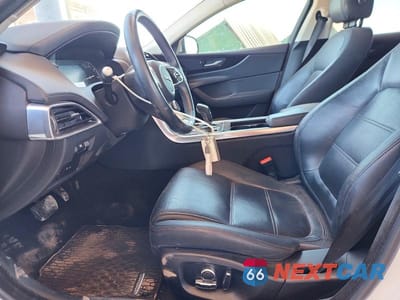 Zdjęcie 7 z 13 samochodu: 2020 JAGUAR XE S VIN:SAJAJ4FX7LCP64476 - miniatura