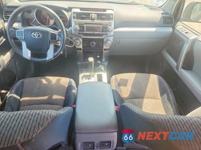 Zdjęcie 8 z 13 samochodu: 2011 TOYOTA 4RUNNER SR5 VIN:JTEBU5JR3B5038671 - miniatura