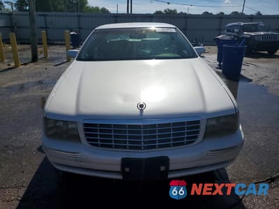 Piąte zdjęcie samochodu w środku: 1999 CADILLAC DEVILLE VIN:1G6KD54Y6XU809793 - miniatura