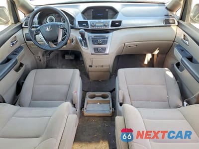 Zdjęcie 8 z 13 samochodu: 2014 HONDA ODYSSEY LX VIN:5FNRL5H21EB050853 - miniatura