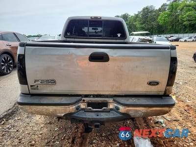 Zdjęcie 6 z 12 samochodu: 2006 FORD F250 SUPER DUTY VIN:1FTSW20P76EB22267 - miniatura