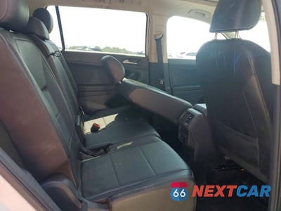Zdjęcie 10 z 12 samochodu: 2021 VOLKSWAGEN TIGUAN SE VIN:3VV2B7AX0MM152825 - miniatura
