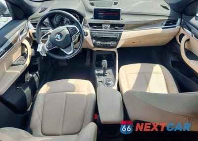 Zdjęcie 8 z 13 samochodu: 2021 BMW X1 XDRIVE28I VIN:WBXJG9C06M5S48524 - miniatura