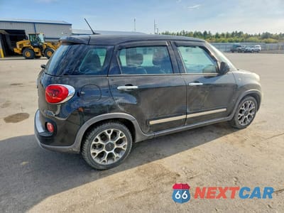 Trzecie zdjęcie samochodu z tyłu: 2015 FIAT 500L TREKKING VIN:ZFBCFADH8FZ033420 - miniatura