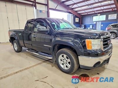 Czwarte zdjęcie samochodu z boku: 2009 GMC SIERRA K1500 SLE VIN:1GTEK29049Z133142 - miniatura