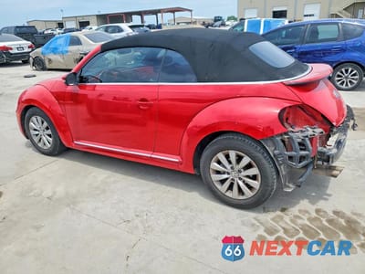 Drugie zdjęcie samochodu z przodu: 2018 VOLKSWAGEN BEETLE S VIN:3VW5DAAT8JM516630 - miniatura