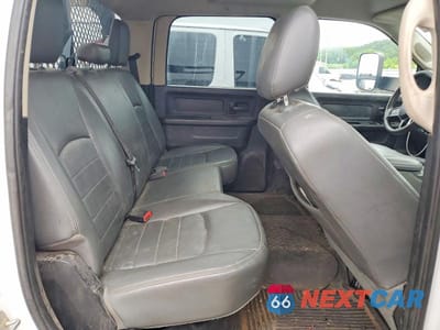Zdjęcie 10 z 12 samochodu: 2013 RAM 3500 VIN:3C7WRTCL8DG580514 - miniatura