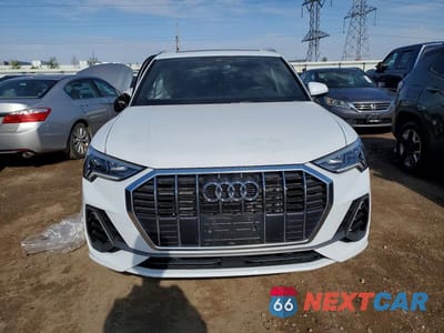 Piąte zdjęcie samochodu w środku: 2022 AUDI Q3 PREMIUM PLUS S LINE 45 VIN:WA1EECF32N1050274 - miniatura