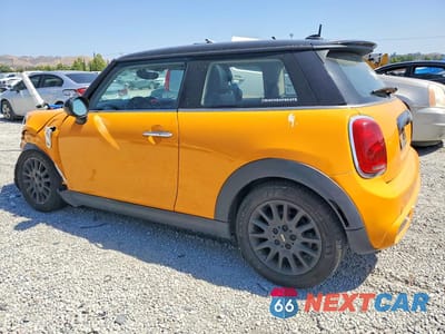 Drugie zdjęcie samochodu z przodu: 2017 MINI COOPER S VIN:WMWXP7C3XH2C61533 - miniatura