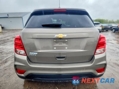 Zdjęcie 6 z 13 samochodu: 2021 CHEVROLET TRAX LS VIN:KL7CJKSB0MB331866 - miniatura