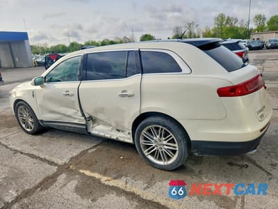 Drugie zdjęcie samochodu z przodu: 2013 LINCOLN MKT VIN:2LMHJ5AT5DBL56518 - miniatura