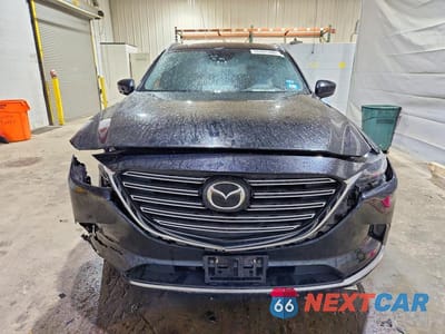 Piąte zdjęcie samochodu w środku: 2016 MAZDA CX-9 SIGNATURE VIN:JM3TCBEY6G0111314 - miniatura