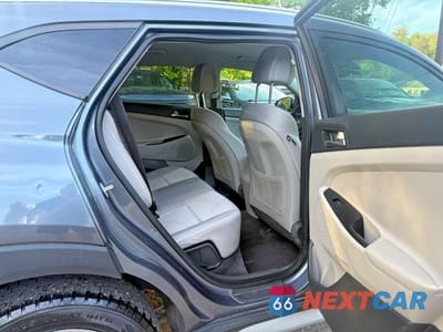 Zdjęcie 6 z 10 samochodu: 2018 HYUNDAI TUCSON SEL VIN:KM8J3CA40JU601333 - miniatura