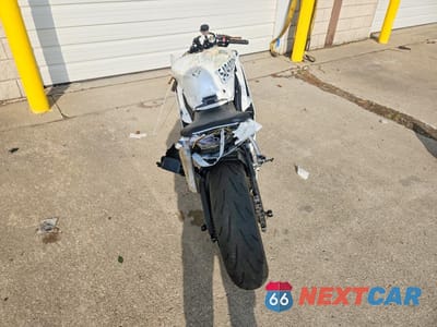 Czwarte zdjęcie samochodu z boku: 2007 YAMAHA YZFR6 L VIN:JYARJ12E77A019180 - miniatura