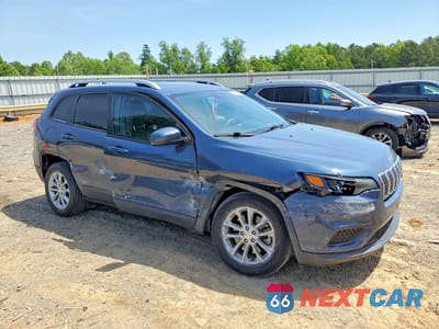 Czwarte zdjęcie samochodu z boku: 2021 JEEP CHEROKEE LATITUDE VIN:1C4PJLCB5MD196137 - miniatura