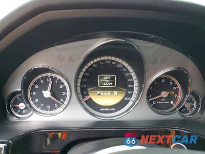 Zdjęcie 9 z 12 samochodu: 2012 MERCEDES-BENZ E 63 AMG VIN:WDDHF7EB2CA597368 - miniatura