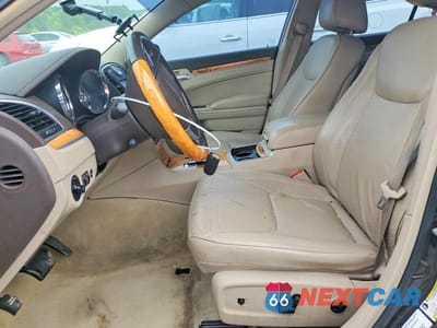 Zdjęcie 7 z 12 samochodu: 2013 CHRYSLER 300C VIN:2C3CCAEG7DH630426 - miniatura