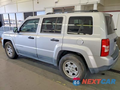 Drugie zdjęcie samochodu z przodu: 2011 JEEP PATRIOT SPORT VIN:1J4NT1GA6BD132347 - miniatura