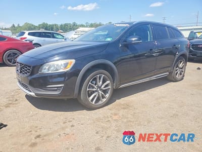 2018 VOLVO V60 CROSS COUNTRY PREMIER YV440MWK4J2052882 - główne zdjęcie licytacji z USA - miniatura
