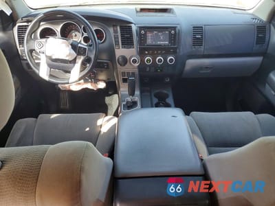 Zdjęcie 8 z 14 samochodu: 2015 TOYOTA SEQUOIA SR5 VIN:5TDZY5G18FS057242 - miniatura