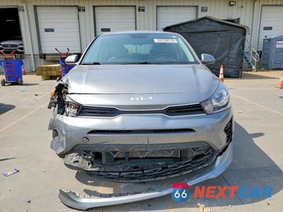 Piąte zdjęcie samochodu w środku: 2023 KIA RIO S VIN:3KPA25AD1PE511408 - miniatura