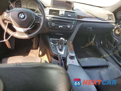 Zdjęcie 8 z 12 samochodu: 2015 BMW 328 I VIN:WBA3A5G56FNS83134 - miniatura