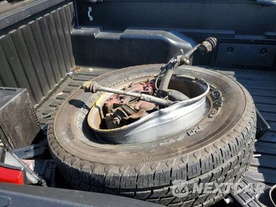 Zdjęcie 12 z 13 samochodu: 2020 TOYOTA TACOMA SR VIN:5TFAX5GNXLX182140 - miniatura