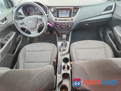 Zdjęcie 8 z 12 samochodu: 2018 HYUNDAI ACCENT SE VIN:3KPC24A31JE012657 - miniatura