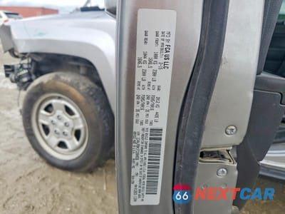 Zdjęcie 14 z 14 samochodu: 2015 JEEP PATRIOT SPORT VIN:1C4NJPBA1FD280658 - miniatura