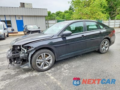 2024 VOLKSWAGEN JETTA 3VWEM7BU4RM082647 - główne zdjęcie licytacji z USA - miniatura