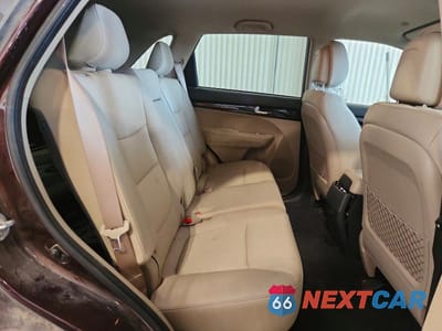 Zdjęcie 10 z 12 samochodu: 2013 KIA SORENTO LX VIN:5XYKT3A68DG382895 - miniatura