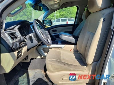 Zdjęcie 7 z 12 samochodu: 2018 NISSAN TITAN SV VIN:1N6AA1E55JN511863 - miniatura