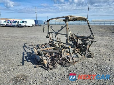 Czwarte zdjęcie samochodu z boku: 2024 CAN-AM DEFENDER UTILITY VEHICLE VIN:3JBUVAX45RK012056 - miniatura