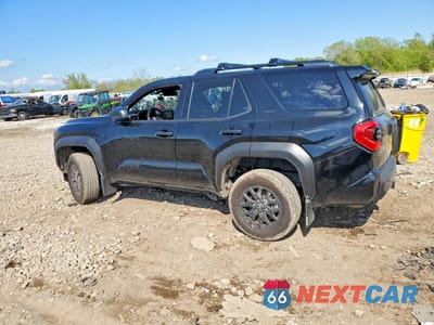 Drugie zdjęcie samochodu z przodu: 2025 TOYOTA 4RUNNER SR5 VIN:JTEVA5AR8S5008295 - miniatura