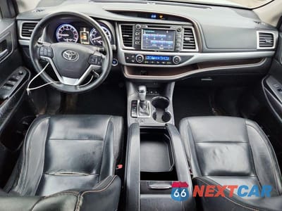 Zdjęcie 8 z 14 samochodu: 2015 TOYOTA HIGHLANDER XLE VIN:5TDJKRFH2FS198506 - miniatura
