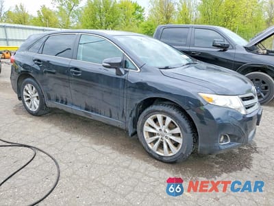 Czwarte zdjęcie samochodu z boku: 2016 TOYOTA VENZA XLE VIN:4T3BA3BB8GU077131 - miniatura