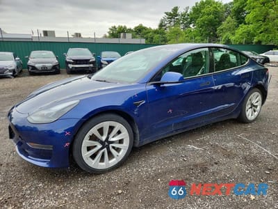 2022 TESLA MODEL 3 5YJ3E1EA3NF370499 - główne zdjęcie licytacji z USA - miniatura
