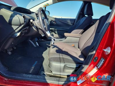 Zdjęcie 7 z 13 samochodu: 2018 TOYOTA PRIUS PRIME PLUS VIN:JTDKARFP0J3084173 - miniatura
