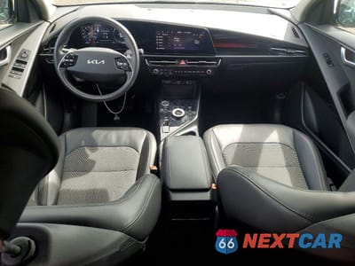 Zdjęcie 8 z 13 samochodu: 2024 KIA NIRO WIND VIN:KNDCR3L15R5099701 - miniatura