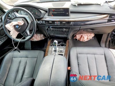 Zdjęcie 8 z 14 samochodu: 2016 BMW X5 XDR40E VIN:5UXKT0C53G0S76110 - miniatura