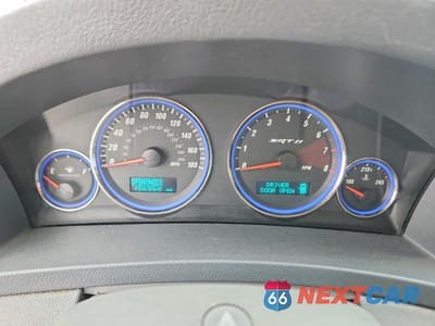 Zdjęcie 9 z 12 samochodu: 2006 JEEP GRAND CHEROKEE SRT-8 VIN:1J8HR78396C217885 - miniatura