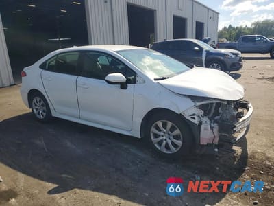 Czwarte zdjęcie samochodu z boku: 2021 TOYOTA COROLLA LE VIN:5YFEPMAE0MP235626 - miniatura