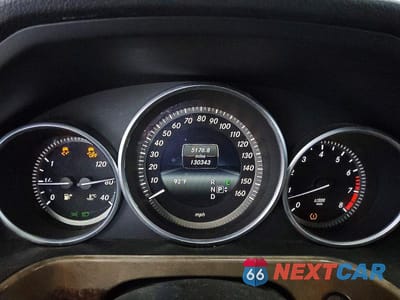 Zdjęcie 9 z 12 samochodu: 2014 MERCEDES-BENZ E 350 VIN:WDDHF5KB8EA905834 - miniatura
