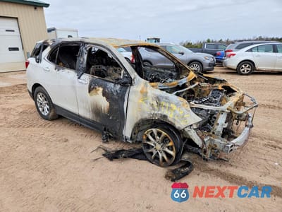 Czwarte zdjęcie samochodu z boku: 2019 CHEVROLET EQUINOX LT VIN:2GNAXUEV8K6263270 - miniatura