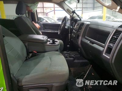 Zdjęcie 7 z 13 samochodu: 2013 RAM 2500 ST VIN:3C6UR5CL5DG555092 - miniatura