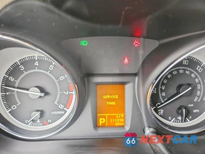 Zdjęcie 9 z 13 samochodu: 2010 SUZUKI KIZASHI SLS VIN:JS2RF9A76A6100226 - miniatura