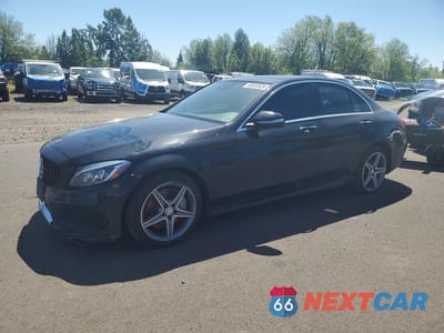 2015 MERCEDES-BENZ C 300 4MATIC 55SWF4KB8FU030760 - główne zdjęcie licytacji z USA - miniatura