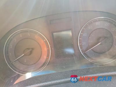 Zdjęcie 9 z 12 samochodu: 2015 INFINITI Q40 BASE VIN:JN1CV6AP5FM501225 - miniatura