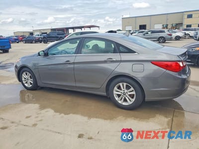 Drugie zdjęcie samochodu z przodu: 2013 HYUNDAI SONATA GLS VIN:5NPEB4AC4DH718501 - miniatura
