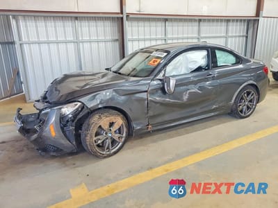2016 BMW M235I WBA1J7C58GV360788 - główne zdjęcie licytacji z USA - miniatura